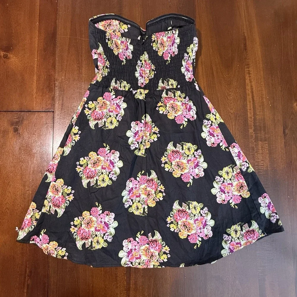 Rue 21 Strapless Moody Floral Fit Flare Dress XS Black Pink Sweetheart Coquette - Picture 3 of 11